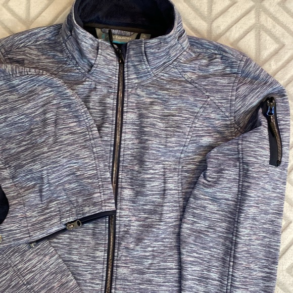 Free Country jacket w detachable hood - Picture 3 of 10